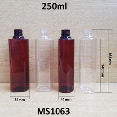 Chai vuông trong vòi van 250ml