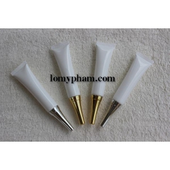 Tuýp nhọn nắp vàng - bạc 15ml