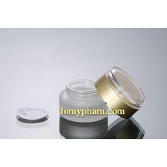 Hũ thủy tinh nắp vàng 30g