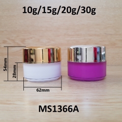 Hũ kem bo cạnh nắp xi