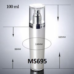 Bộ hoa hồng trắng nhũ nắp bạc