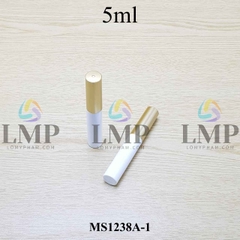 Cây eyeliner thân trắng nắp xi 5ml