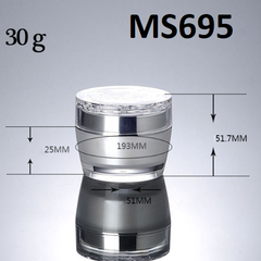 Bộ hoa hồng trắng nhũ nắp bạc