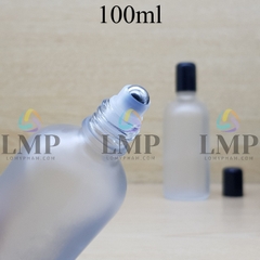 Chai tinh dầu phun mờ nắp đen đầu bi lăn sắt 100ml