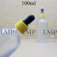 Chai tinh dầu phun mờ nắp bóp khoen nhựa sọc có nắp chụp 100ml