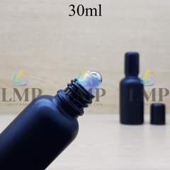 Chai tinh dầu phun mờ nắp đen đầu bi lăn sắt 30ml