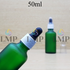 Chai tinh dầu phun mờ nắp bóp khoen nhựa sọc có nắp chụp 50ml