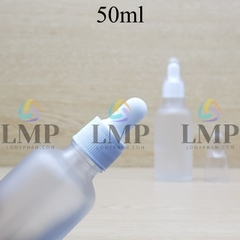 Chai tinh dầu phun mờ nắp bóp khoen nhựa sọc có nắp chụp 50ml