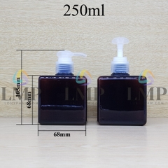 Chai lotion vuông vòi dài