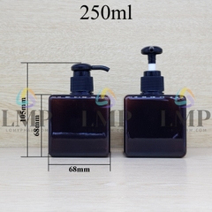 Chai lotion vuông vòi dài