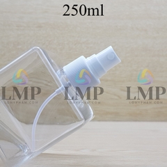 Chai lotion vuông phun sương