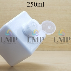 Chai lotion vuông nắp bật sọc