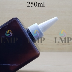 Chai lotion vuông nắp nhọn sọc