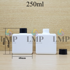 Chai lotion vuông nắp vặn trơn