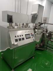 Máy đồng hóa chân không