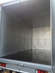 ISUZU QLR77F 1,5T-2,5T (3m6) EURO4 THÙNG KÍN EURO4 2024 EURO5 2025