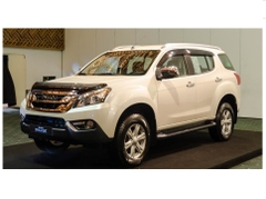 ISUZU MUX 3.0L AT ( Số tự động ) 2023