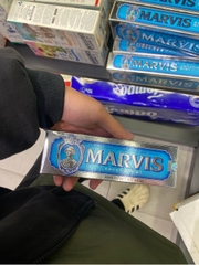 Kem đánh răng Marvis Aquatic Mint - 85ml