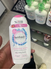Dung Dịch vệ sinh phụ nữ cao cấp Femfresh Intimate Skin Care Soothing Wash 250ml (Màu Hồng)