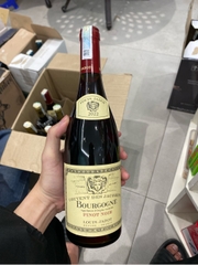 Rượu vang đỏ Bourgogne Appellation d’Origine Controlee
