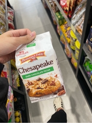Bánh vị Socola đen và hạt bồ đào Chesapeake hiệu Pepperidge Farm - 240g