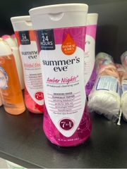 Dung dịch vệ sinh phụ nữ ­ Summer's Eve Amber night daily refreshing wash (444ml/chai)
