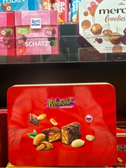 Kẹo đậu phộng rang với hạnh nhân phủ socola Krokan Candy with Almonds 180g (HỘP SẮT ĐỎ)