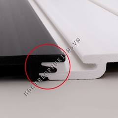 Tấm rãnh nhựa PVC cài móc treo hàng trưng bày