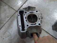 Bao lâu nên vệ sinh buồng đốt xe máy? Dấu hiệu & Tổng chi phí