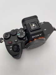 Sony A74