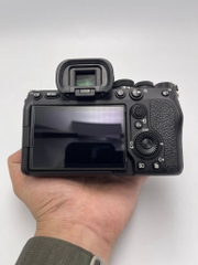 Sony A74