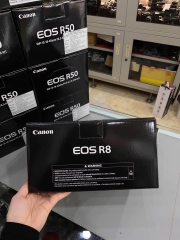 Canon EOS R8