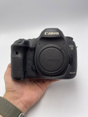 [COMBO] Canon EOS 5D3 + Canon EF 28-135mm F3.5-5.6 IS USM