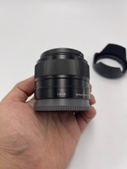 Sony E 35mm F1.8 OSS