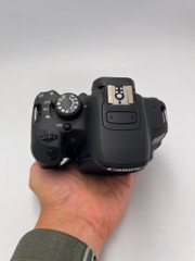 Canon EOS 700D