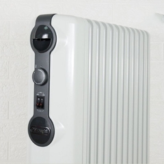 Máy sưởi dầu Delonghi TRRS 1225C