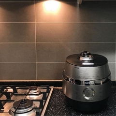 Nồi cơm điện Cuckoo CRP - JHR 1060FD hàng nhập khẩu hàn
