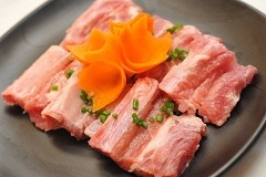 Lợn Mường – Thực phẩm sạch cho mọi gia đình Việt