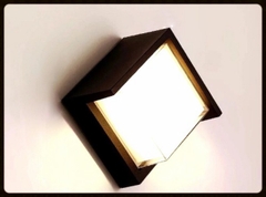ĐÈN LED GẮN TƯỜNG 12W