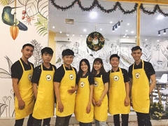 Tại sao phải chọn đồng phục tạp dề cho quán cafe? Bạn có biết?