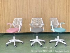 Ghế Xoay Ngồi Học Cho Bé 106S thiết kế công thái học, hỗ trợ tư thế ngồi chuẩn cho bé