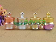 Bộ chai hũ acrylic nắp hoàng đế