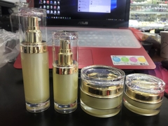 Bộ chai, hũ kem acrylic cao cấp