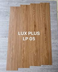 Sàn nhựa bóc dán LUX PLUS mã LP 05