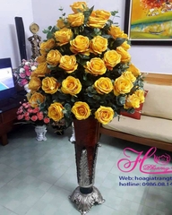 Bình hoa hồng vàng - Hoa giả HCB189