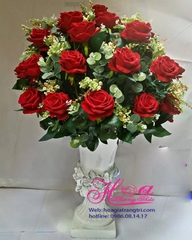 Bình hoa hồng nhung - HCB305