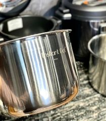 Nồi áp suất điện đa năng Instant Pot Essentials 9-in-1 5.7L (lòng inox)