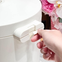 Thùng gạo chân không 2Lock K23-31224W
