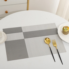 Tấm lót bàn ăn PVC Z026 30*45cm