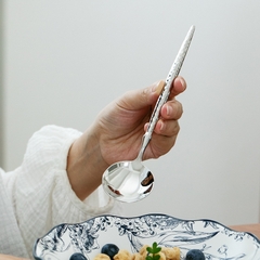 Thìa cán tròn kim cương 13